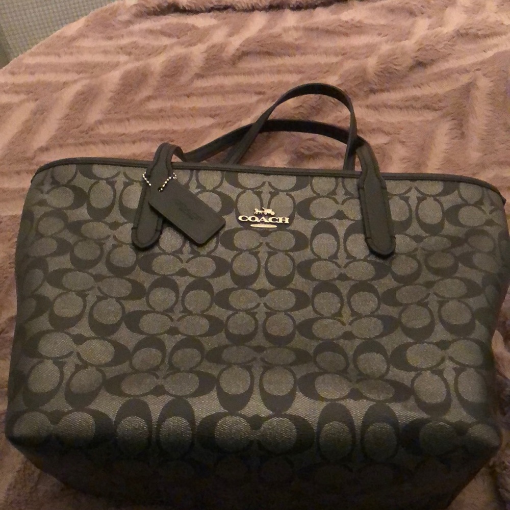 Coach authentic bag